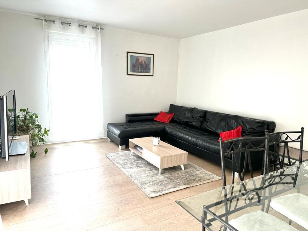 Big Logement , Jo2024, Stade De France, Paris, Metro , Parking Gratuit Saint-Denis  Ruang foto